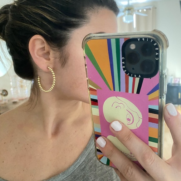 Beautiful unique gold beaded hoops - Picture 3 of 3